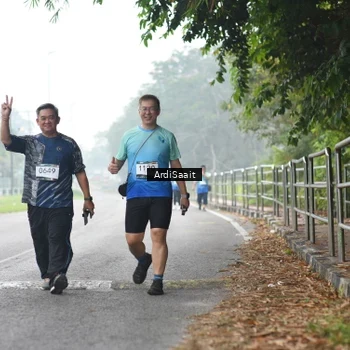 Runner Photo 8855895