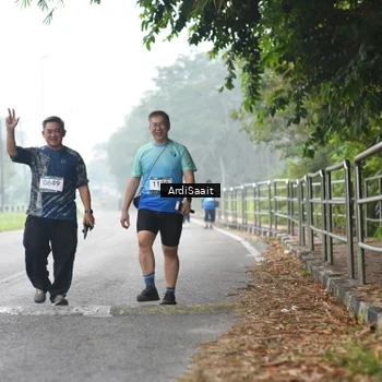 Runner Photo 8855911