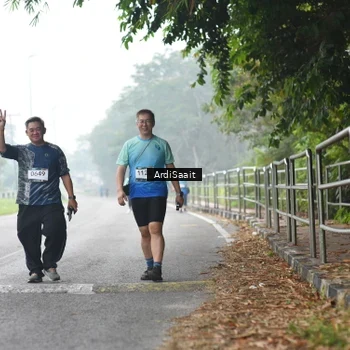 Runner Photo 8855952