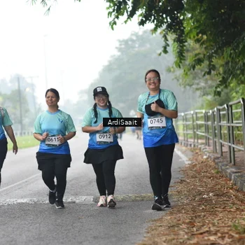 Runner Photo 8856067