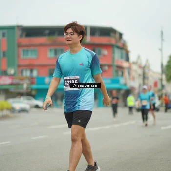 Runner Photo 8856075