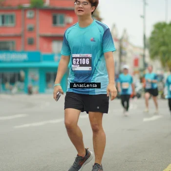 Runner Photo 8856123