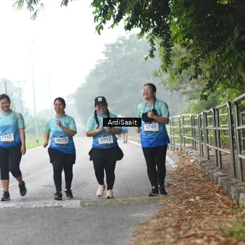 Runner Photo 8856132