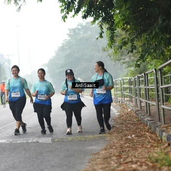 Runner Photo 8856139
