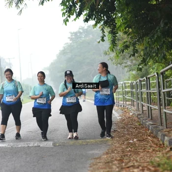 Runner Photo 8856157