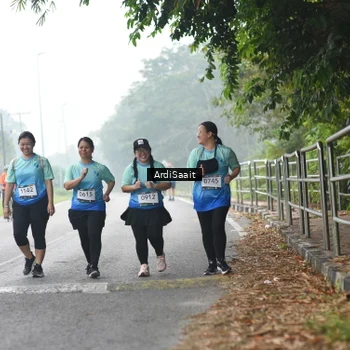 Runner Photo 8856164