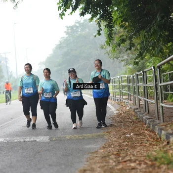 Runner Photo 8856176