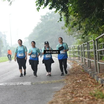 Runner Photo 8856247