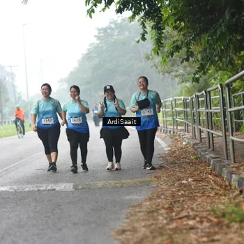 Runner Photo 8856249