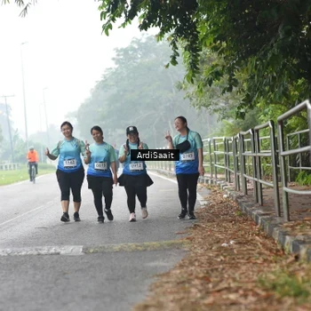 Runner Photo 8856250