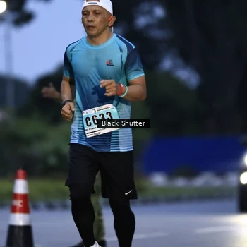 Runner Photo 8856251