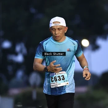 Runner Photo 8856262