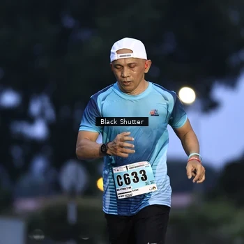 Runner Photo 8856263