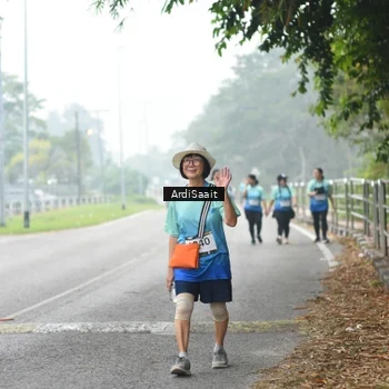 Runner Photo 8856287
