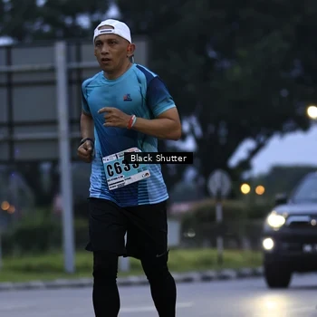 Runner Photo 8856292