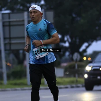 Runner Photo 8856296