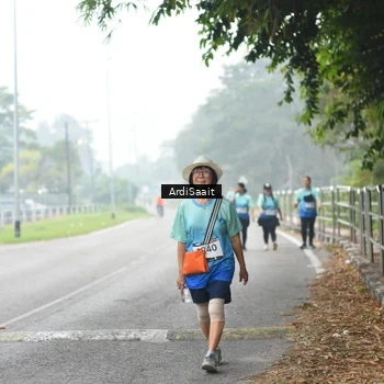 Runner Photo 8856302
