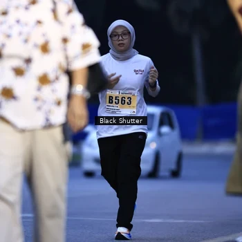 Runner Photo 8856307