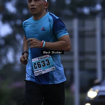 Runner Photo 8856310