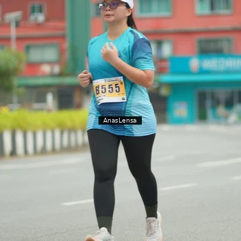 Runner Photo 8856350
