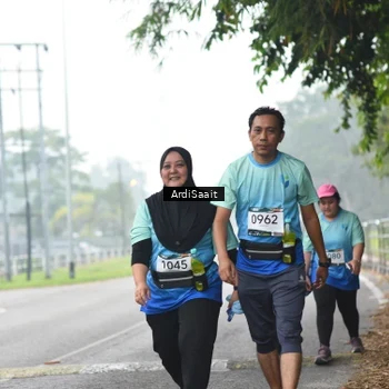 Runner Photo 8856354