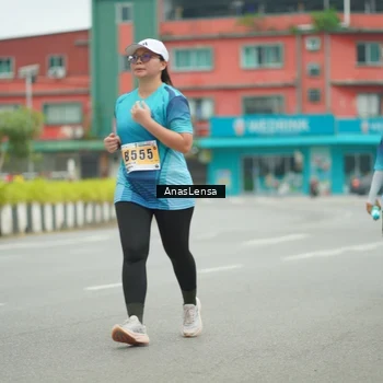 Runner Photo 8856357