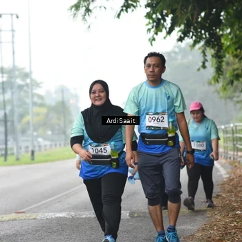 Runner Photo 8856363