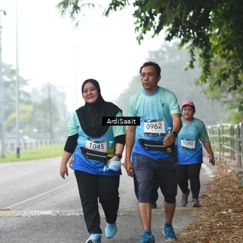 Runner Photo 8856371