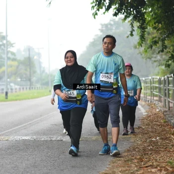 Runner Photo 8856398