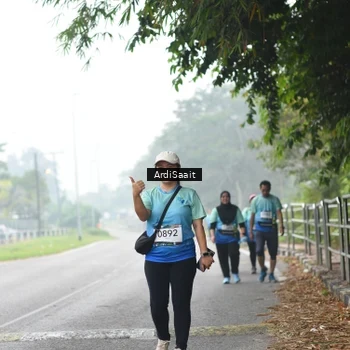 Runner Photo 8856463