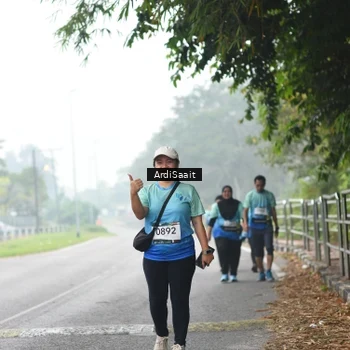 Runner Photo 8856478