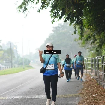 Runner Photo 8856480