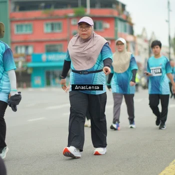 Runner Photo 8856489