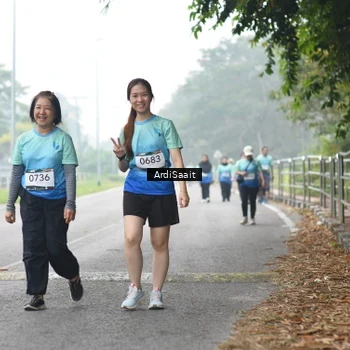Runner Photo 8856493