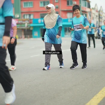 Runner Photo 8856570