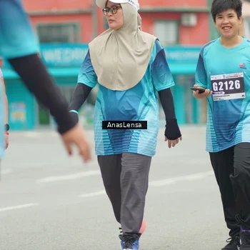 Runner Photo 8856572