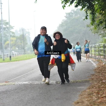 Runner Photo 8856575