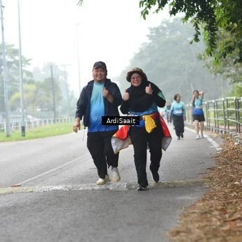 Runner Photo 8856588