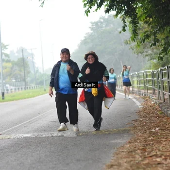 Runner Photo 8856598