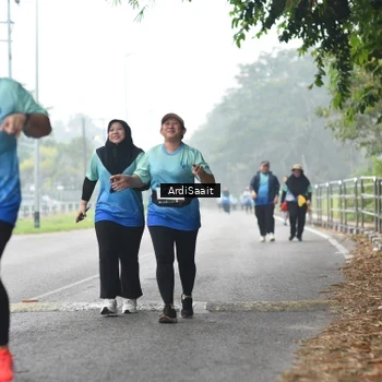 Runner Photo 8856618