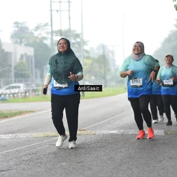 Runner Photo 8856641