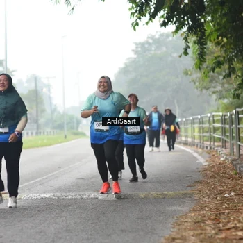 Runner Photo 8856655
