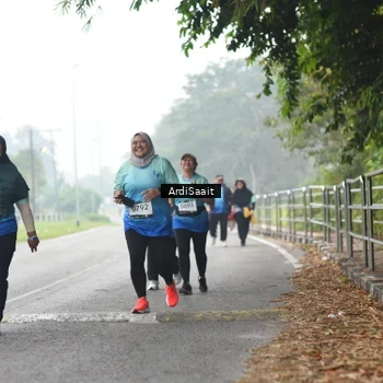 Runner Photo 8856658