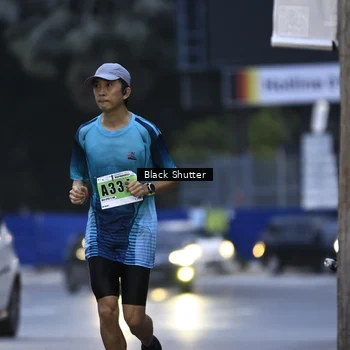 Runner Photo 8856663