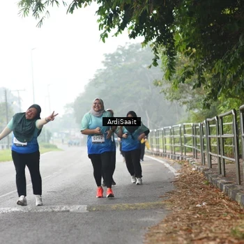 Runner Photo 8856670