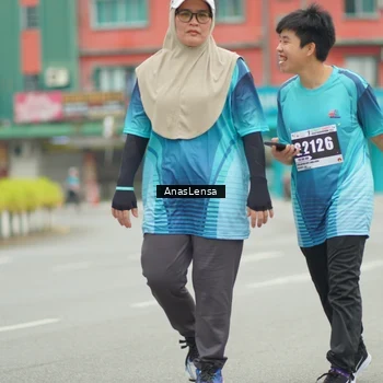 Runner Photo 8856697