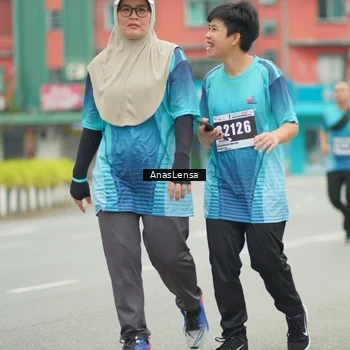 Runner Photo 8856698