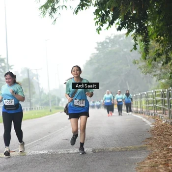 Runner Photo 8856713