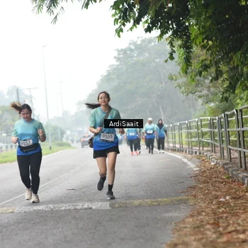 Runner Photo 8856725