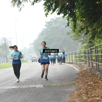 Runner Photo 8856741